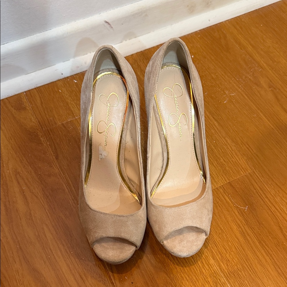 Jessica Simpson Beige Peep Toe Heels